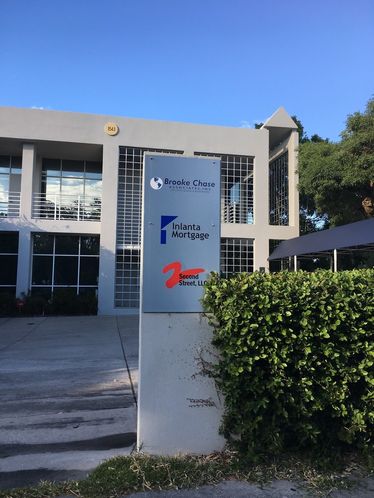 Brooke Chase Building : 1543 Second Street , Sarasota, FL 34236